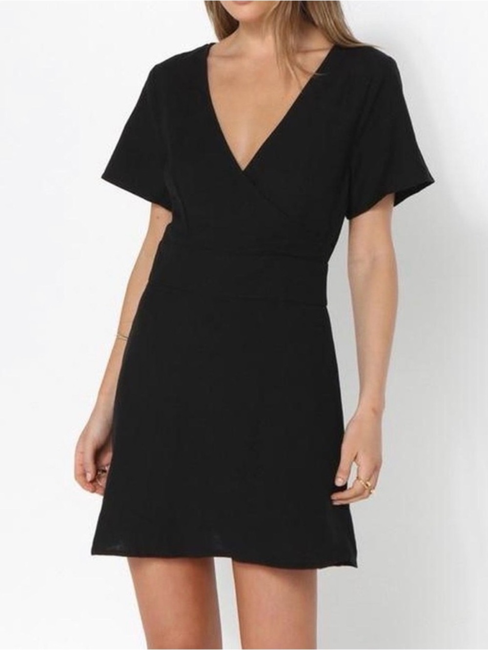 Madison the label linen blend black Wrap-Front Mini Dress